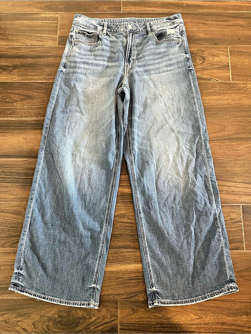American Eagle Low-Rise Baggy Wide Leg Jeans 12 Long - Picture 2 of 7